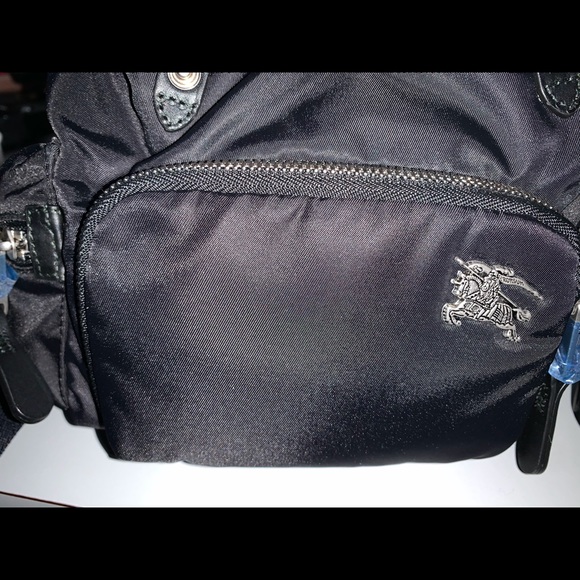 🔴SOLD🔴NEW Burberry small Rucksack Backpack Nylon - Picture 4 of 8